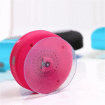 MINI Caixa de Som Bluetooth COLOR À Prova D'agua 5W com Ventosa Kapbom KA-8535 (***DISPONÍVEL SOMENTE 18 VERDE E 18 ROSA) - Imagem 4